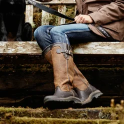 Ariat Women's Belford Gore-Tex Boot Ebony -Equestrian Riding Clothing Store 10029469 lifestyle