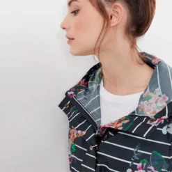 Joules Golightly Packable Waterproof Coat - Floral Stripe -Equestrian Riding Clothing Store 217474 CHATSFLRL 4