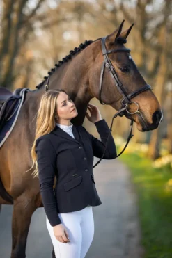 LeMieux Dynamique Show Jacket Black -Equestrian Riding Clothing Store IT02498 lifestyle showjacket black 1