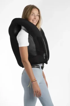 Seaver SafeFit Airbag Air Vest Black 8 Seaver SafeFit Airbag Air Vest Black -Equestrian Riding Clothing Store Safefit20Airbag20inflated20side