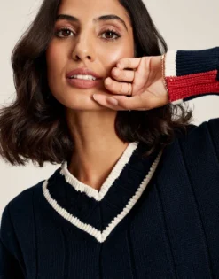 Joules Women's Dawson V-Neck Cricket Jumper - Navy Crème -Equestrian Riding Clothing Store cdn.joules 163