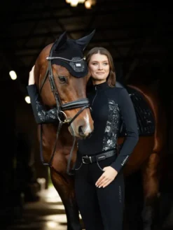 LeMieux Adour Base Layer Black -Equestrian Riding Clothing Store it03434 lifestyle adourbaselayer black 3 copy